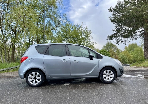 Opel Meriva cena 21900 przebieg: 148499, rok produkcji 2011 z Barczewo małe 466